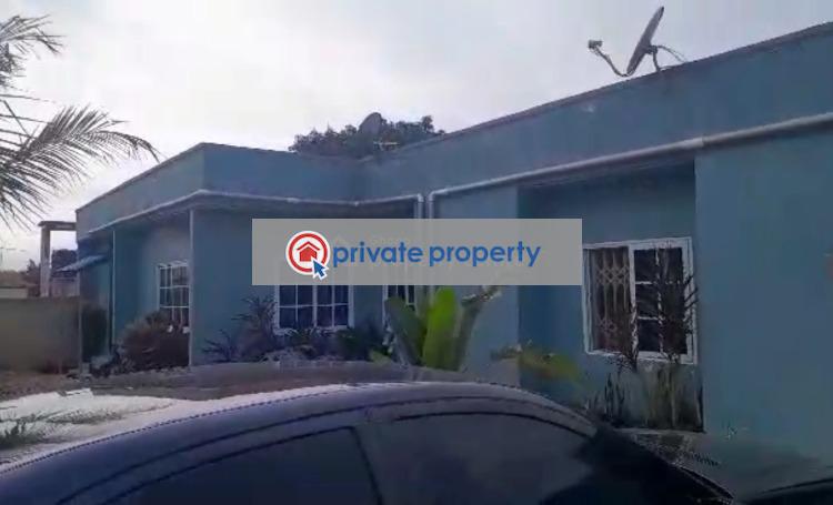 7 bedroom House For Sale &nbsp;fumesua On Tech Ejisu Road Kumasi Metropolitan Ashanti - 3