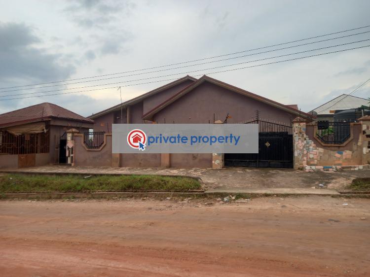 7 bedroom House For Sale &nbsp;kenyasi Adwumam. Off Fawoade Road. Kumasi Metropolitan Ashanti - 1