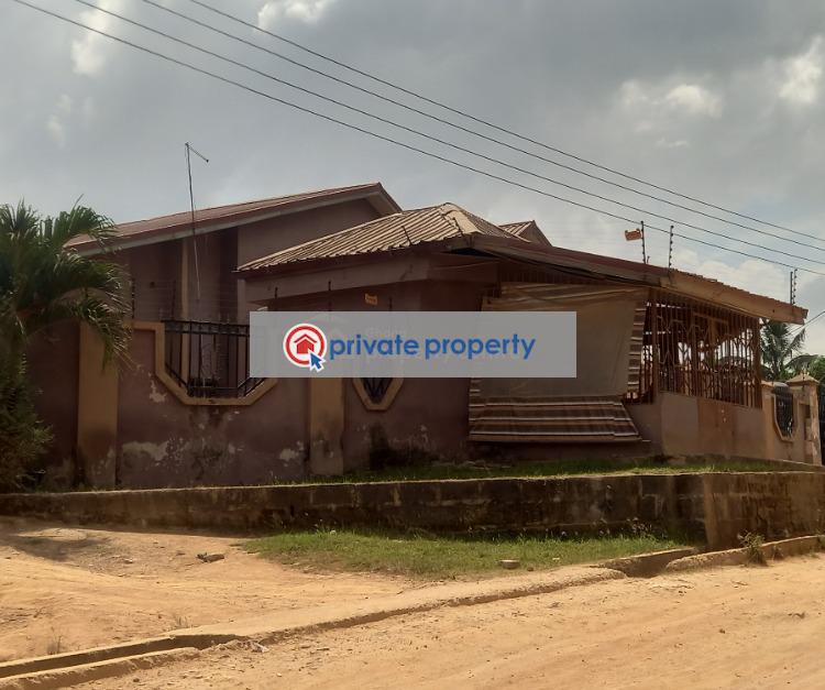 7 bedroom House For Sale &nbsp;kenyasi Adwumam. Off Fawoade Road. Kumasi Metropolitan Ashanti - 2