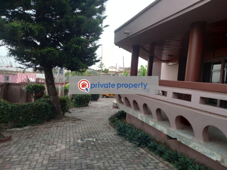 7 bedroom House For Sale &nbsp;anwiaa Near Tafo Pankrono. Kumasi Metropolitan Ashanti - 4