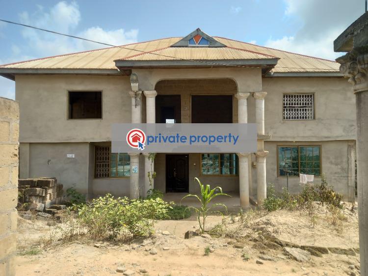 7 bedroom House For Sale &nbsp;mampongteng ( Dumanafo) Kumasi Metropolitan Ashanti - 2