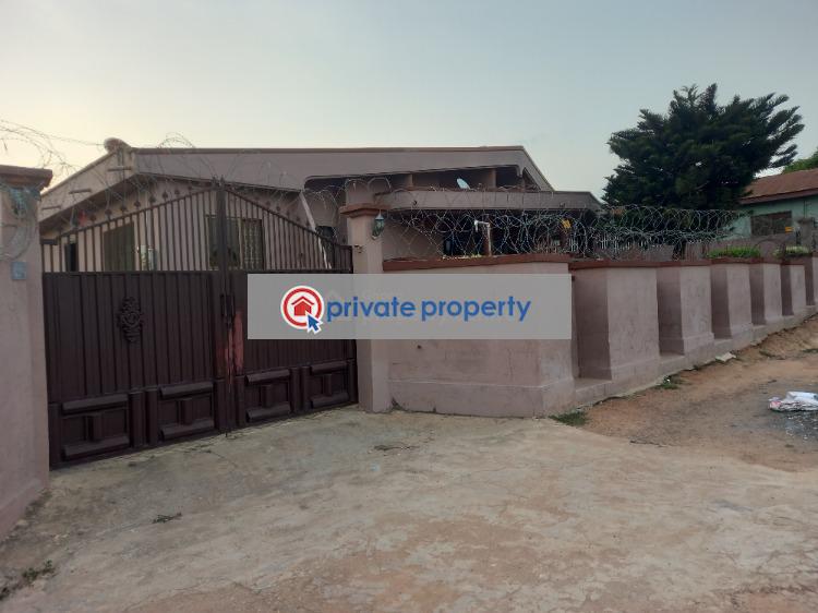 7 bedroom House For Sale &nbsp;anwiaa Near Tafo Pankrono. Kumasi Metropolitan Ashanti - 1