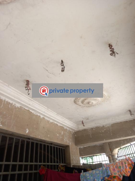 7 bedroom House For Sale &nbsp;kodie Danase On Kumasi Offinso/techiman Road. Kumasi Metropolitan Ashanti - 11
