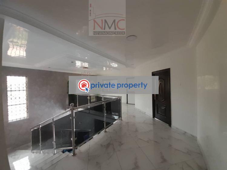 7 bedroom Detached Duplex For Sale &nbsp;nsawam Town Near The Juice Factory Accra Metropolitan  - 8