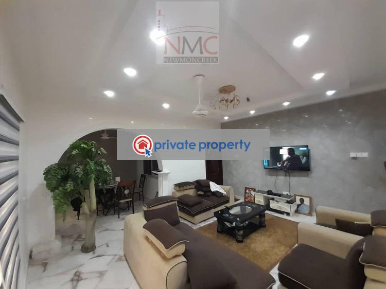 7 bedroom Detached Duplex For Sale &nbsp;nsawam Town Near The Juice Factory Accra Metropolitan  - 5