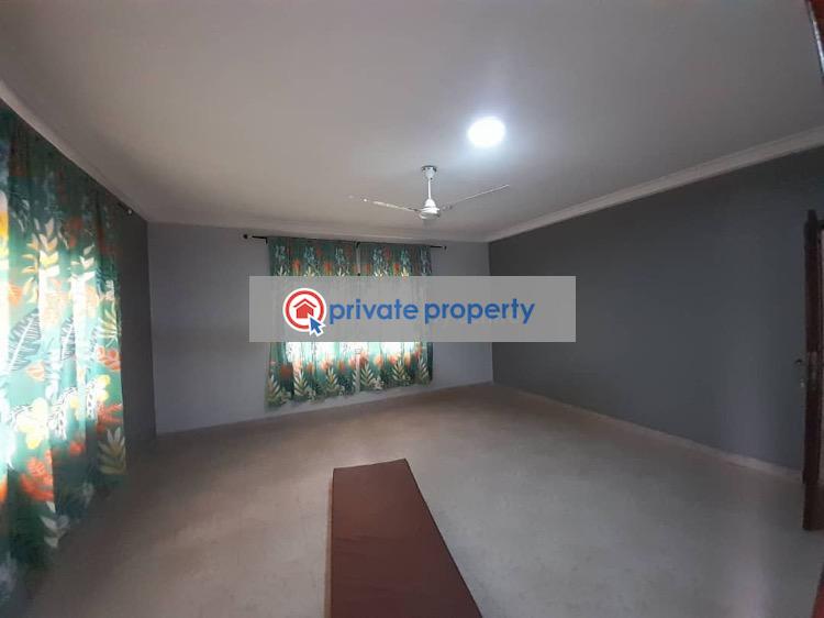 7 bedroom Detached Duplex For Sale &nbsp;nsawam Town Near The Juice Factory Accra Metropolitan  - 15