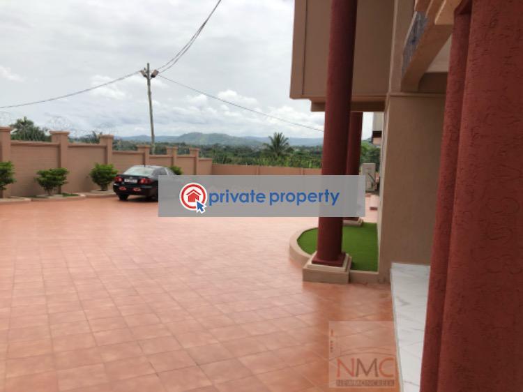 7 bedroom Detached Duplex For Sale &nbsp;nsawam Town Near The Juice Factory Accra Metropolitan  - 2