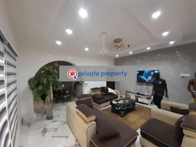 7 bedroom Detached Duplex For Sale &nbsp;nsawam Town Near The Juice Factory Accra Metropolitan  - 18