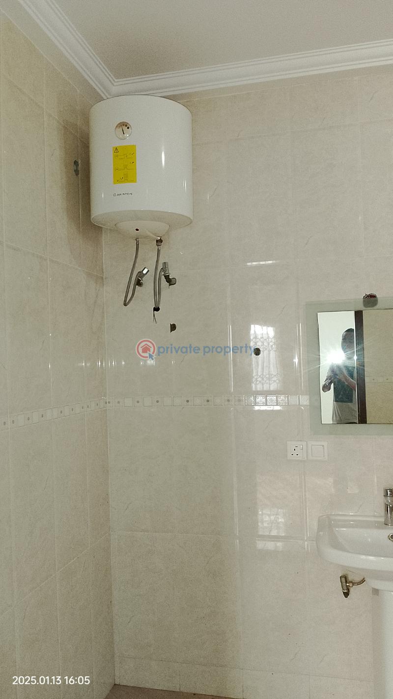 7 bedroom Detached Duplex For Sale East Legon Hills Accra Ghana. East Legon Hills Accra - 7
