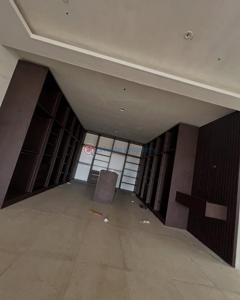 9 bedroom House For Sale Adjiriganor Adjiringanor East Legon Accra - 12