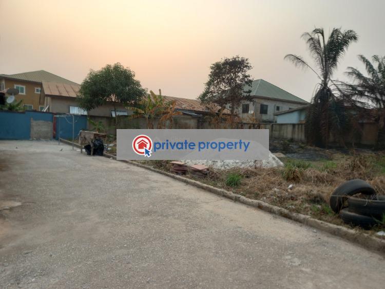 7 bedroom House For Sale &nbsp;abrem Nwamase After Kenyasi. Kumasi Metropolitan Ashanti - 7