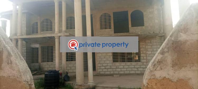 7 bedroom Detached Bungalow For Sale &nbsp;kasoa Tipper Goil Filling Station Accra Metropolitan  - 4