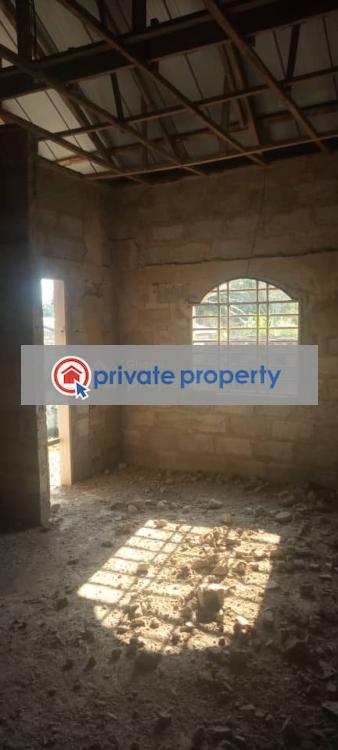 7 bedroom Detached Bungalow For Sale &nbsp;kasoa Tipper Goil Filling Station Accra Metropolitan  - 5