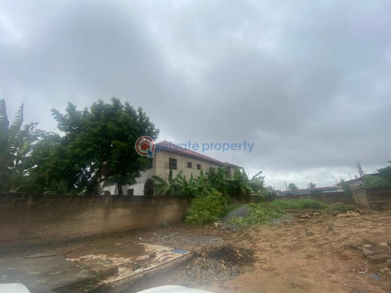 Land For Sale Tantra, Yellow House Tantra Hill Achimota Ga West Municipal Accra - 1