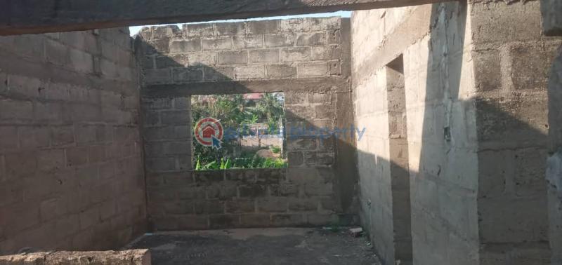 7 bedroom Block of Flats For Sale Scc Azumah Accra Metropolitan  - 7