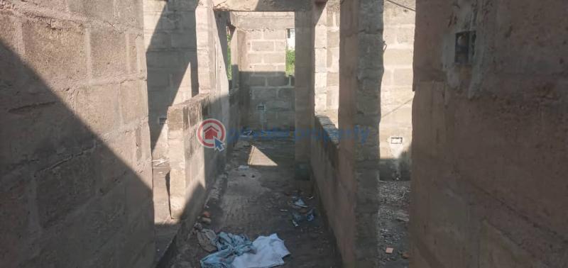 7 bedroom Block of Flats For Sale Scc Azumah Accra Metropolitan  - 6
