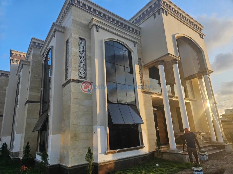 8 bedroom House For Sale Kwabena Bonnie Road Dzorwulu Accra - 1