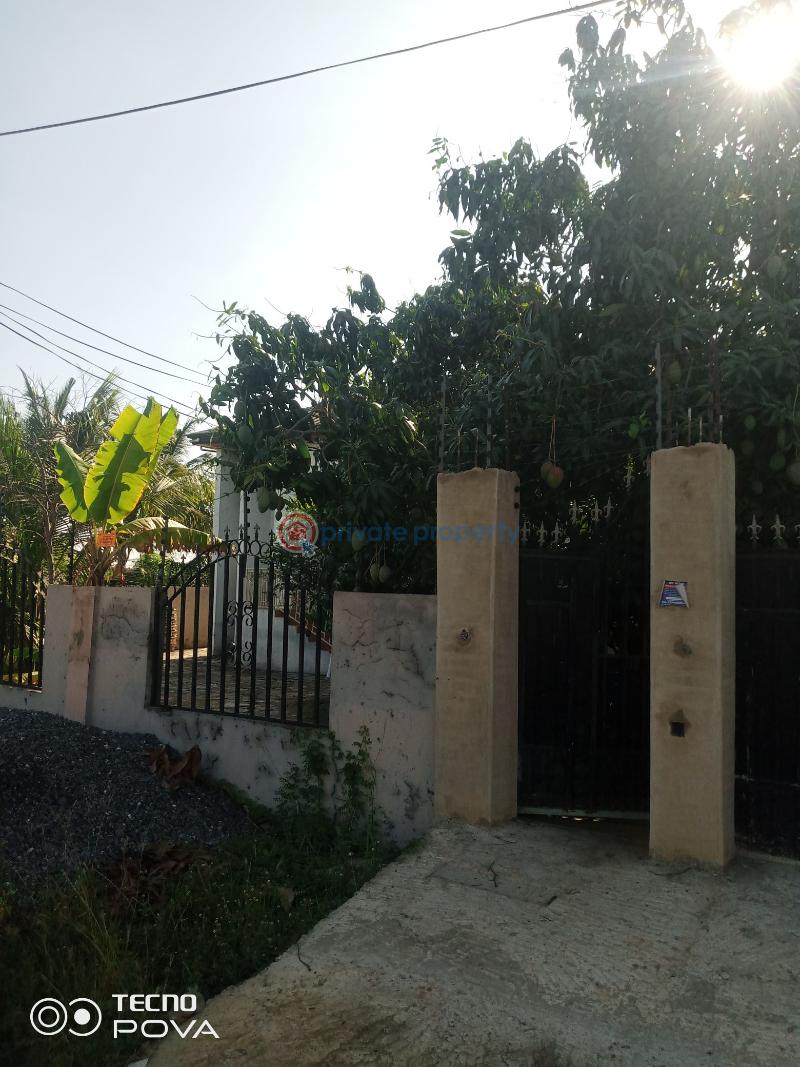 8 bedroom Apartment For Sale Street Estate Tema West Municipal District Accra - 3