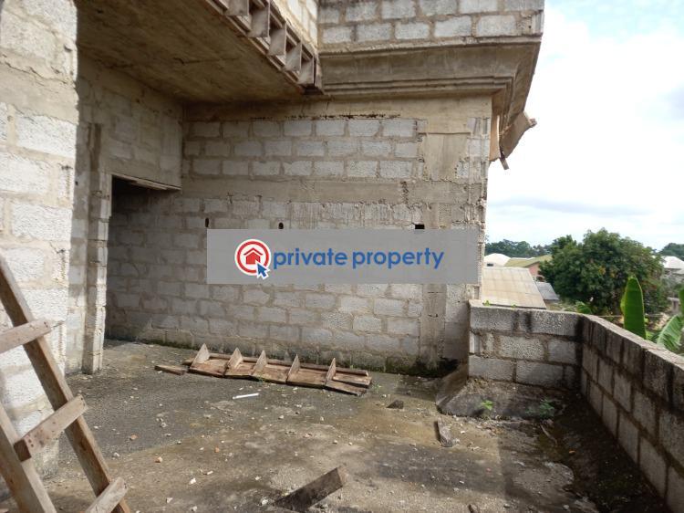 8 bedroom House For Sale &nbsp;owhim Amanfrom On Abrepo Road. Kumasi Metropolitan Ashanti - 6