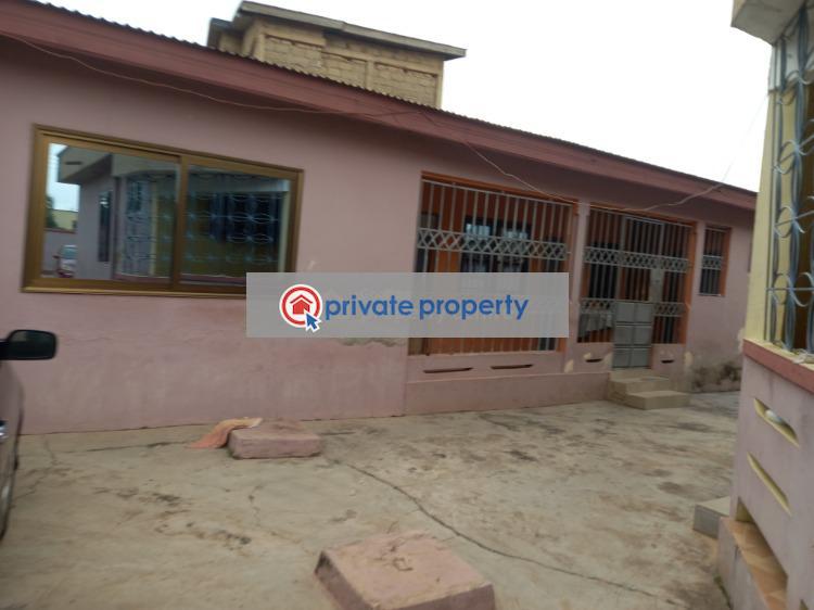 8 bedroom House For Sale &nbsp;breman Ugc Kumasi Metropolitan Ashanti - 5