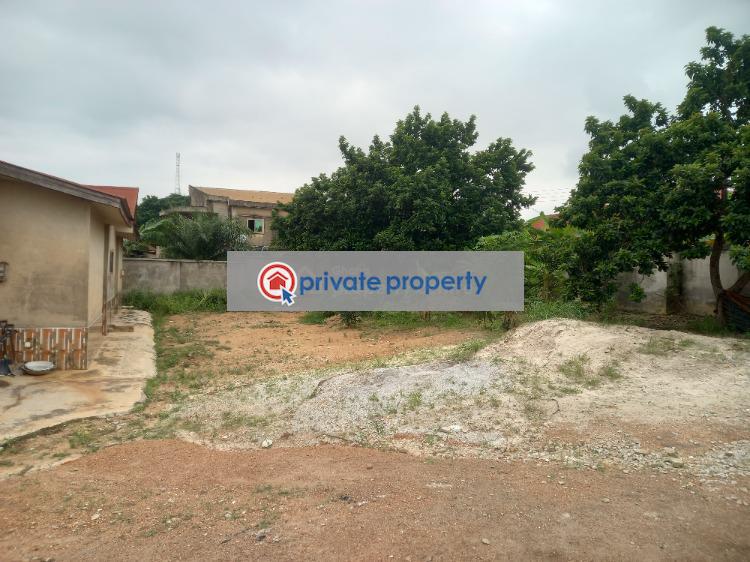 8 bedroom House For Sale &nbsp;nyankyerenyase, Near Sofoline, Ipt Tanoso. Kumasi Metropolitan Ashanti - 14