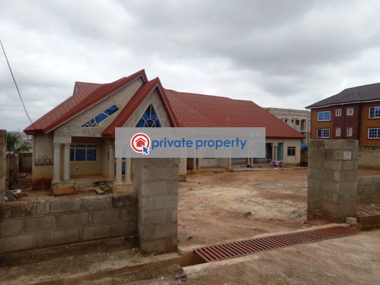8 bedroom House For Sale &nbsp;kronum Kwapra. Kumasi Metropolitan Ashanti - 4