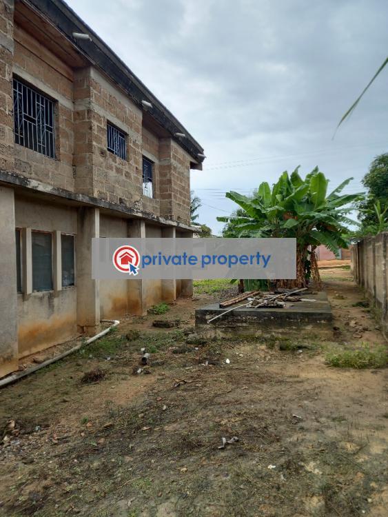 8 bedroom House For Sale abuakwa Koforidua. Kumasi Metropolitan Ashanti