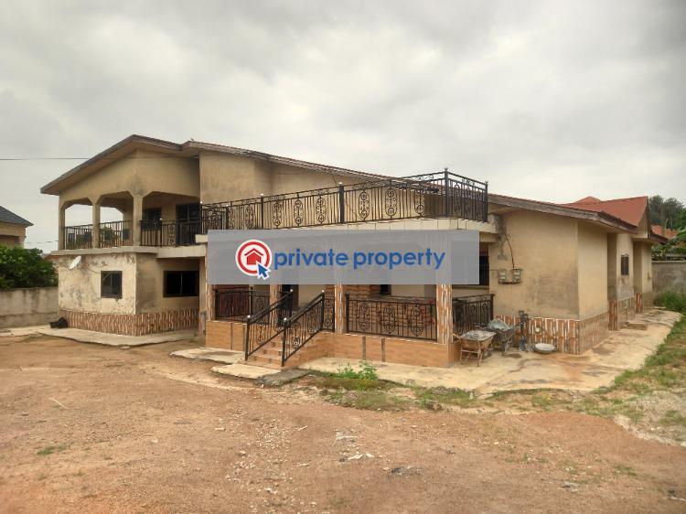 8 bedroom House For Sale &nbsp;nyankyerenyase, Near Sofoline, Ipt Tanoso. Kumasi Metropolitan Ashanti - 17
