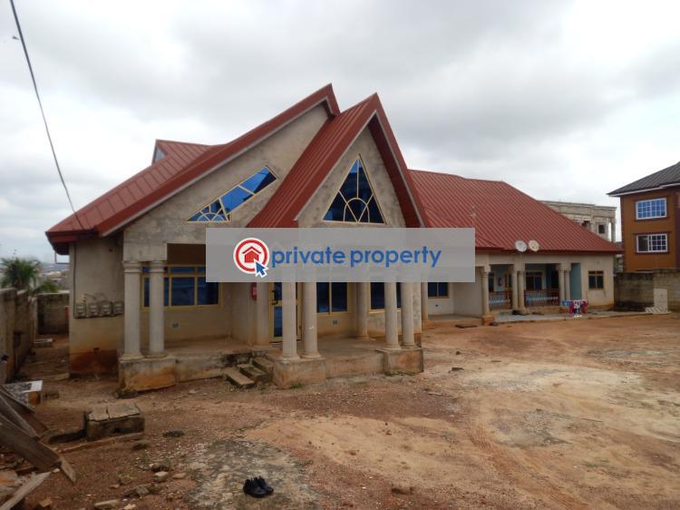 8 bedroom House For Sale &nbsp;kronum Kwapra. Kumasi Metropolitan Ashanti - 3