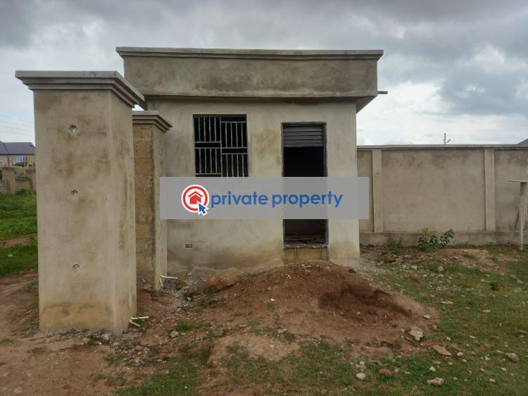 8 bedroom House For Sale &nbsp;buobai, Near Asokore Mampong Tech/ Knust. Kumasi Metropolitan Ashanti - 6