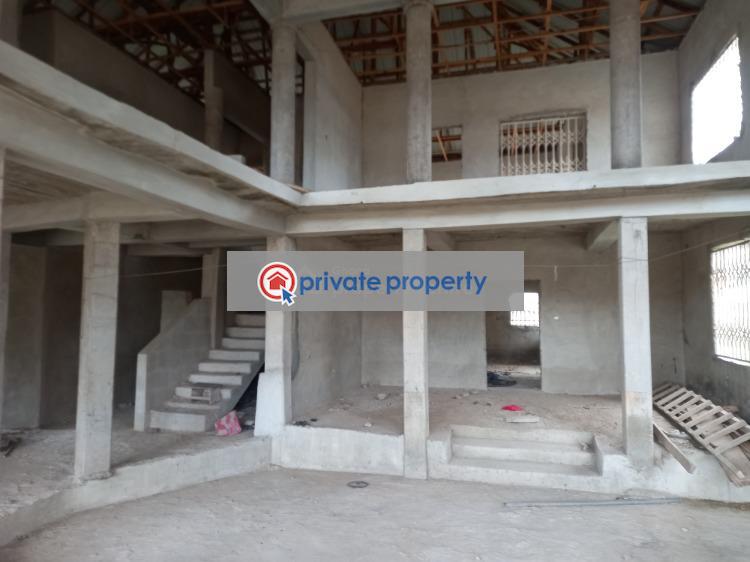 8 bedroom House For Sale &nbsp;buobai Near Asokore Mampong. Kumasi Metropolitan Ashanti - 12