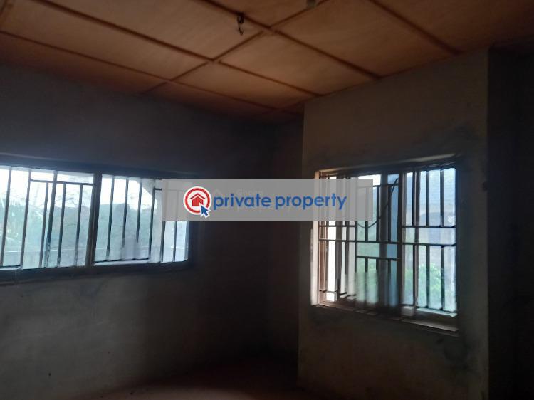 8 bedroom House For Sale &nbsp;nyankyerenyase, Near Sofoline, Ipt Tanoso. Kumasi Metropolitan Ashanti - 4