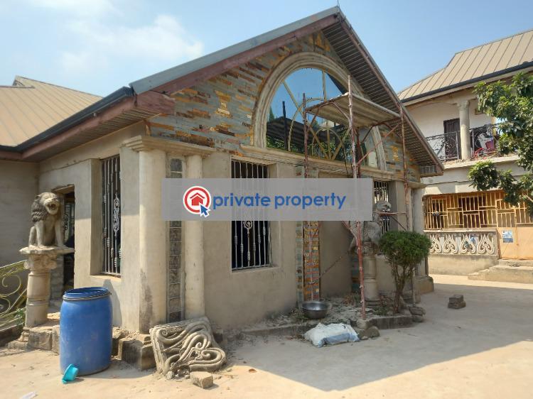 8 bedroom House For Sale &nbsp;kenyasi Abrem. Kumasi Metropolitan Ashanti - 3