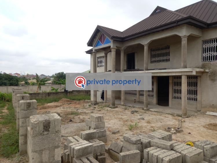 8 bedroom House For Sale &nbsp;buobai Near Asokore Mampong. Kumasi Metropolitan Ashanti - 7
