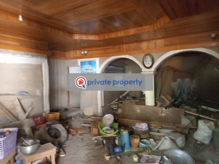 8 bedroom House For Sale &nbsp;abrem New Site. On Buokrom Airport Road. Kwabre Ashanti - 14