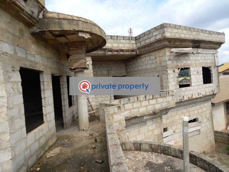 8 bedroom House For Sale &nbsp;owhim Amanfrom On Abrepo Road. Kumasi Metropolitan Ashanti - 4