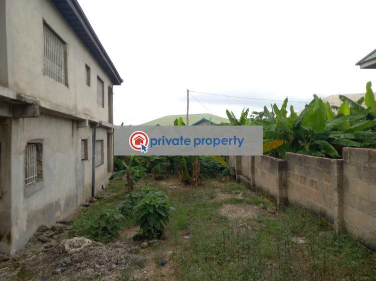 8 bedroom House For Sale &nbsp;buobai Near Asokore Mampong. Kumasi Metropolitan Ashanti - 9