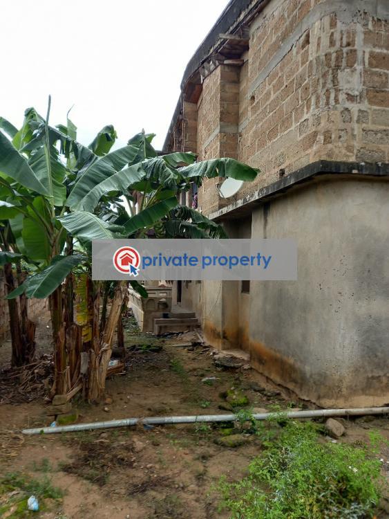 8 bedroom House For Sale abuakwa Koforidua. Kumasi Metropolitan Ashanti