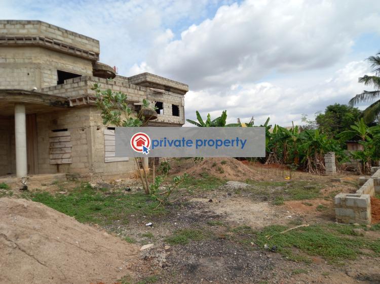 8 bedroom House For Sale &nbsp;owhim Amanfrom On Abrepo Road. Kumasi Metropolitan Ashanti - 9
