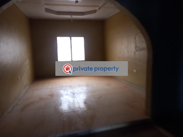 8 bedroom House For Sale &nbsp;nyankyerenyase, Near Sofoline, Ipt Tanoso. Kumasi Metropolitan Ashanti - 10