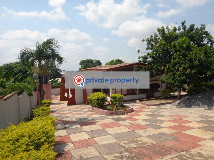 8 bedroom House For Sale &nbsp;meduma on Tafo Pankrono Road. Kumasi Metropolitan Ashanti - 2