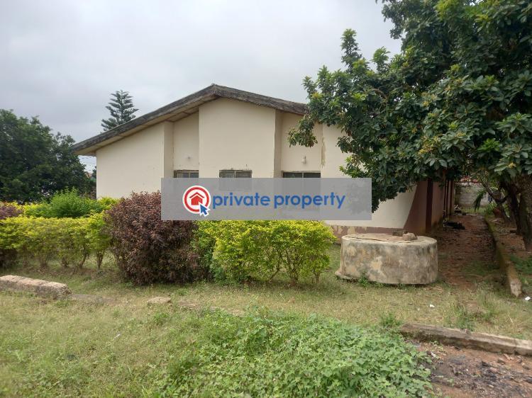 8 bedroom House For Sale &nbsp;sokoban Apaaso On Ahodwo Daban Road. Kumasi Metropolitan Ashanti - 7