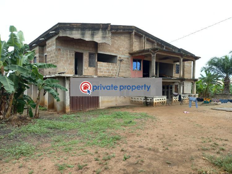 8 bedroom House For Sale abuakwa Koforidua. Kumasi Metropolitan Ashanti