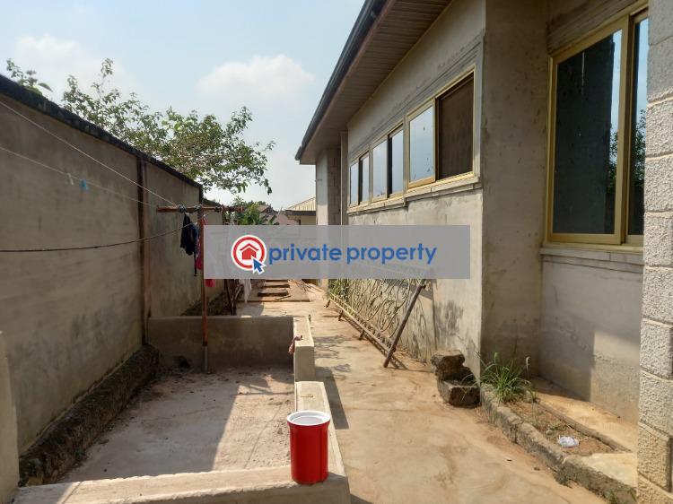 8 bedroom House For Sale &nbsp;abrem New Site. On Buokrom Airport Road. Kwabre Ashanti - 11