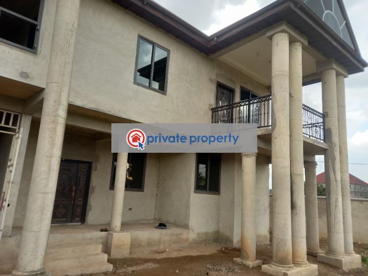 8 bedroom House For Sale &nbsp;buobai, Near Asokore Mampong Tech/ Knust. Kumasi Metropolitan Ashanti - 3