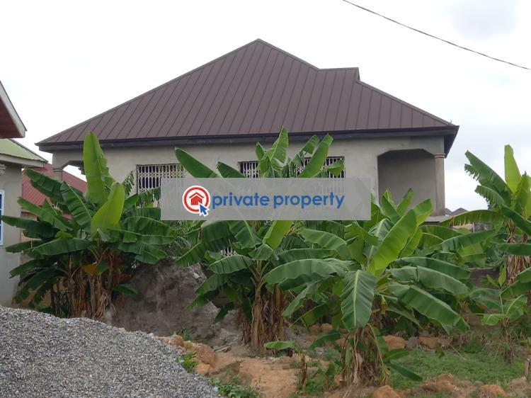 8 bedroom House For Sale &nbsp;buobai Near Asokore Mampong. Kumasi Metropolitan Ashanti - 6