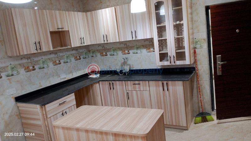 8 bedroom House For Sale Millennium Estate Kasoa Gbawe Accra Metropolitan  - 3
