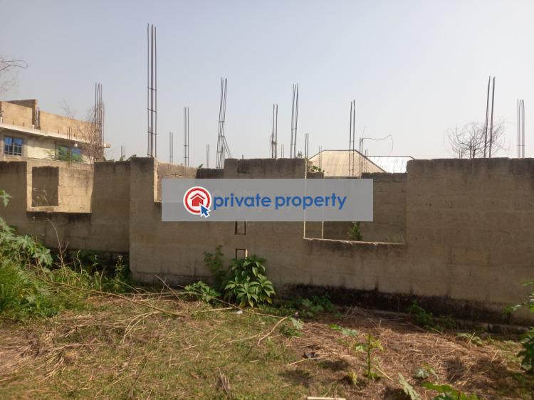 8 bedroom House For Sale &nbsp;abrem New Site After Kenyasi. Kumasi Metropolitan Ashanti - 1