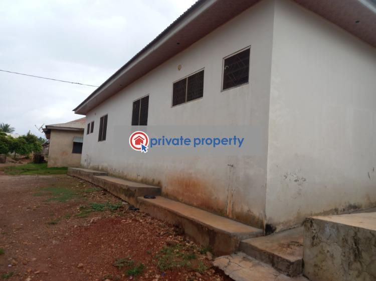 8 bedroom House For Sale &nbsp;akropong On Abuakwa Road. Kumasi Metropolitan Ashanti - 6