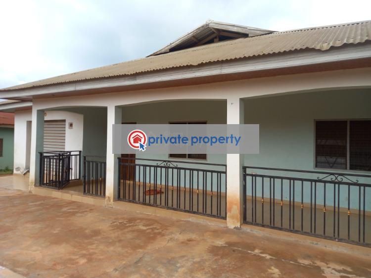 8 bedroom House For Sale &nbsp;akropong On Abuakwa Road. Kumasi Metropolitan Ashanti - 3